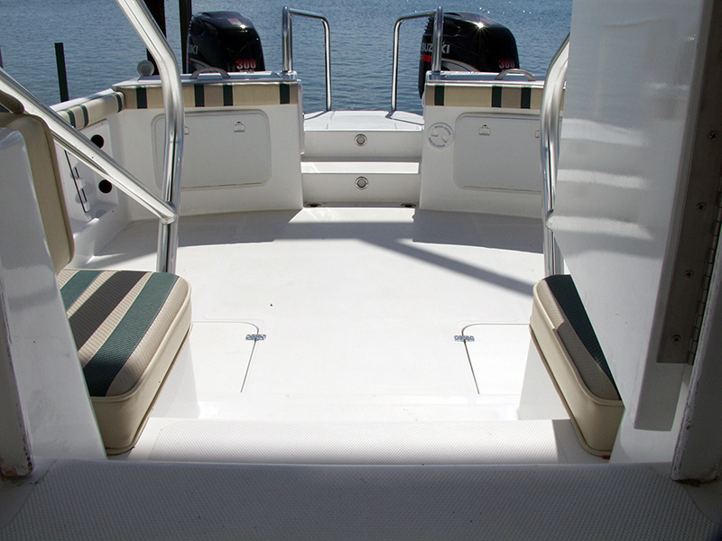 37 Pilot House - Cruiser Series